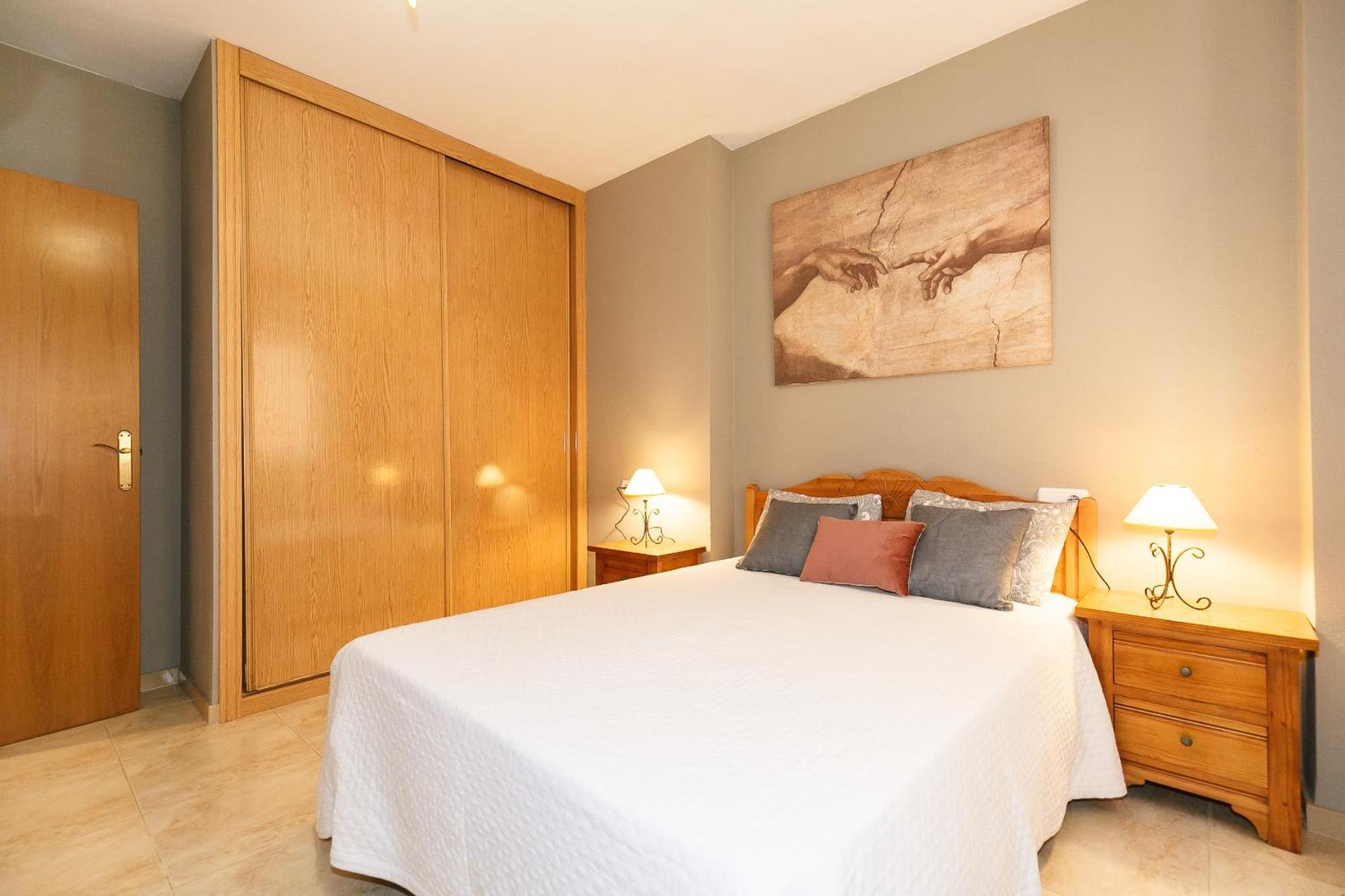 Uhc Golden Pineda Apartments La Pineda Zimmer foto
