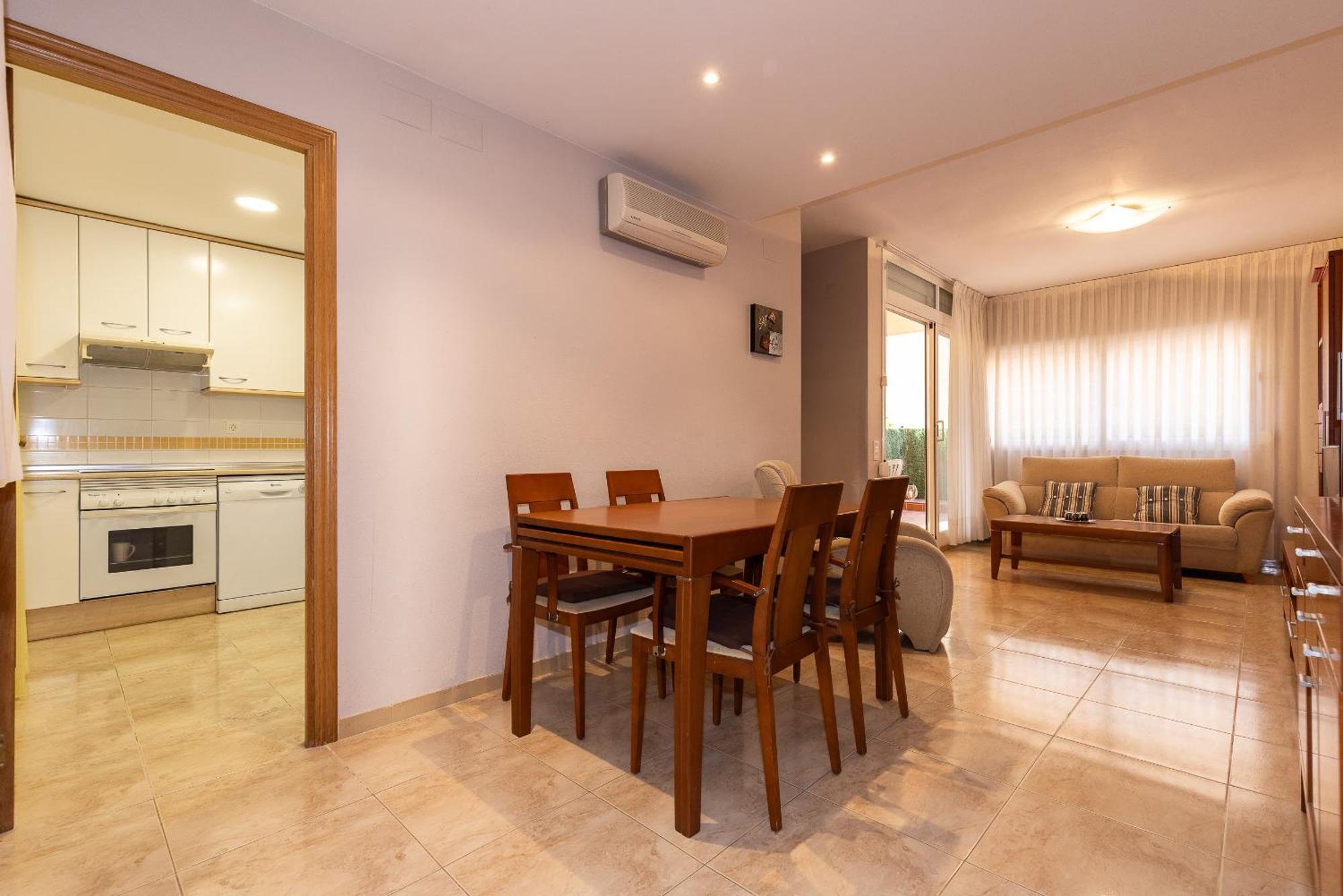 Uhc Golden Pineda Apartments La Pineda Zimmer foto