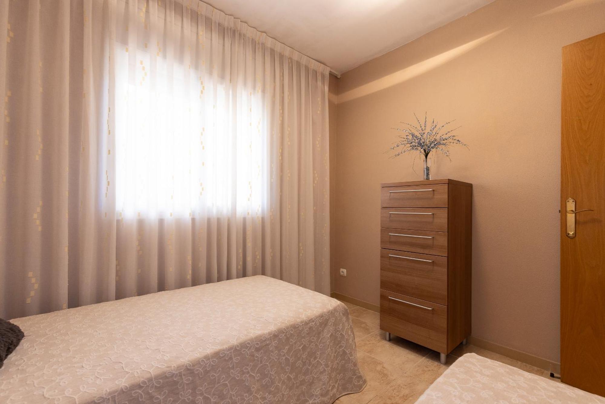 Uhc Golden Pineda Apartments La Pineda Zimmer foto