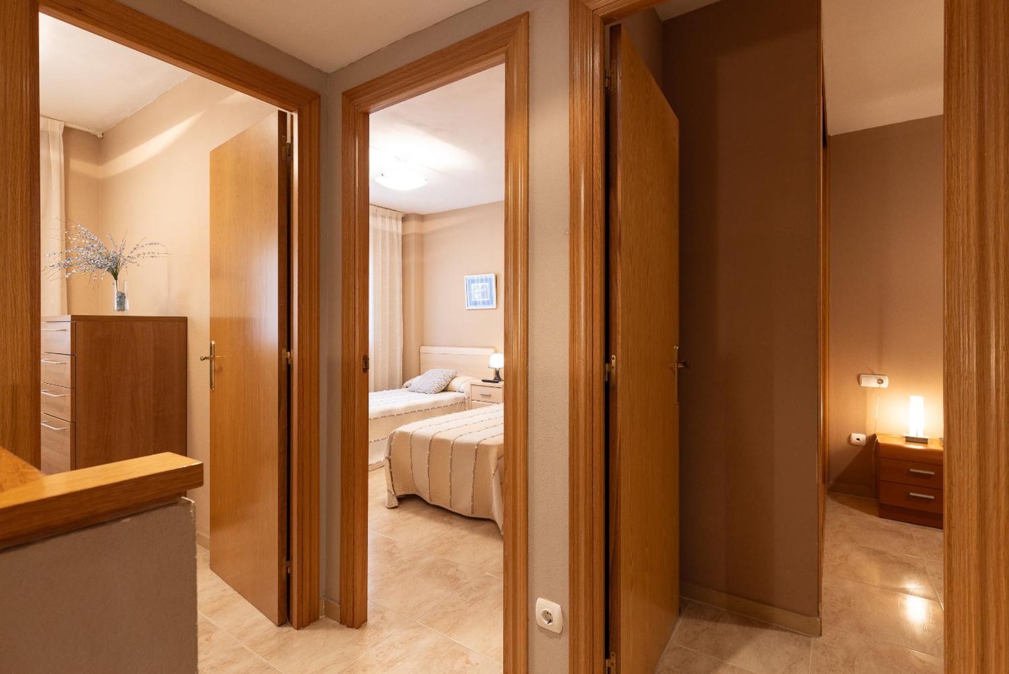 Uhc Golden Pineda Apartments La Pineda Zimmer foto