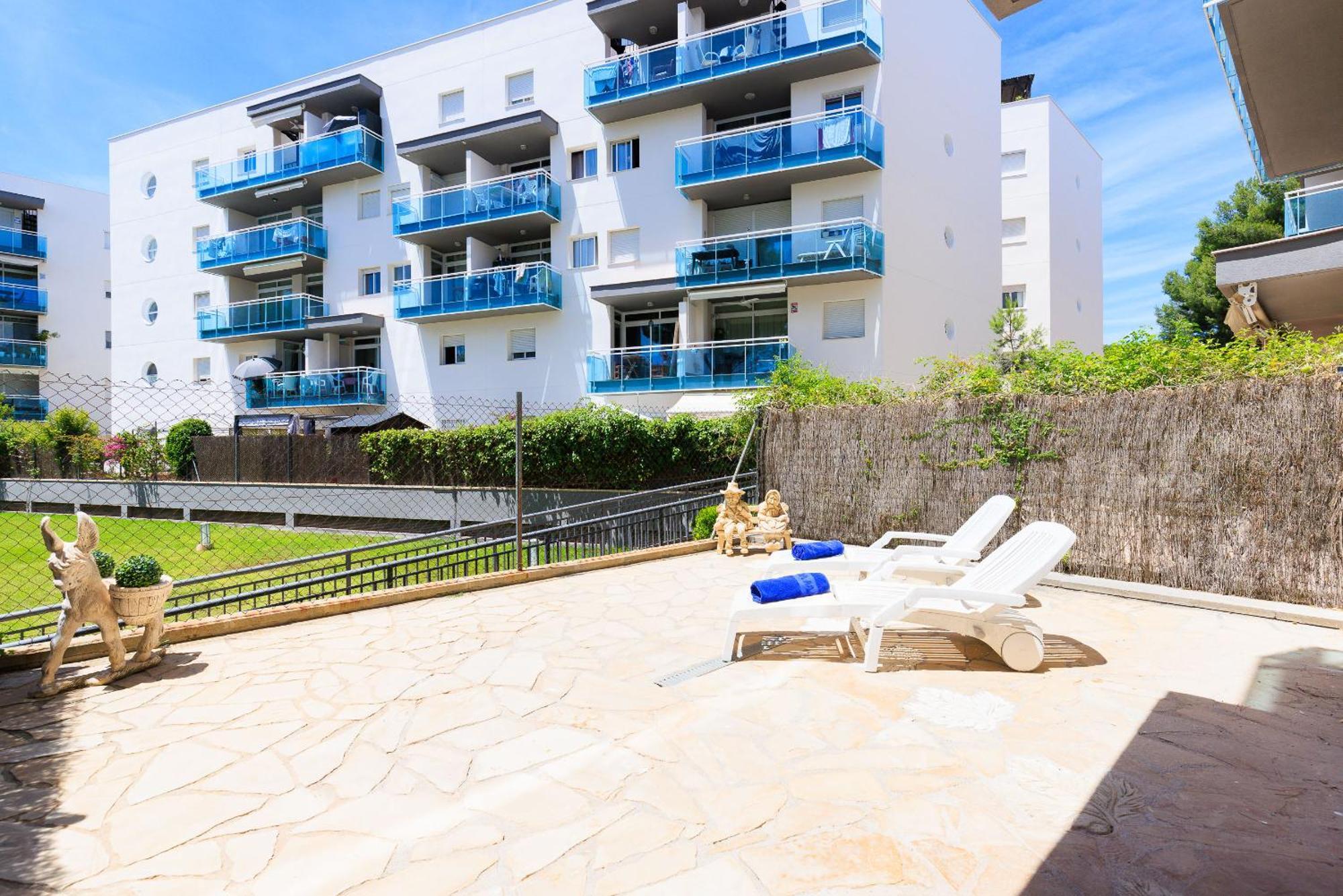 Uhc Golden Pineda Apartments La Pineda Zimmer foto